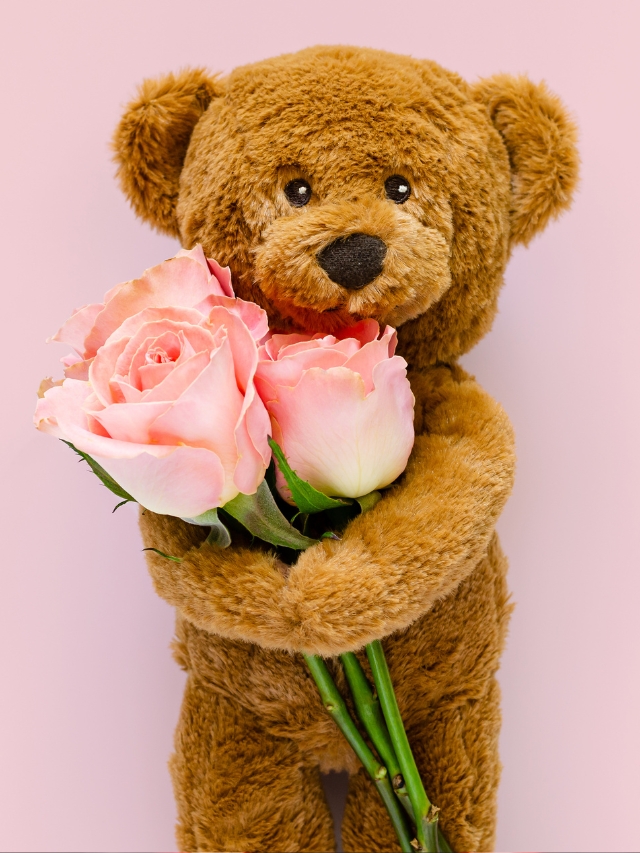 Teddy Day 2024: Cuddle the Love with Perfect Teddy Bear Gifts!